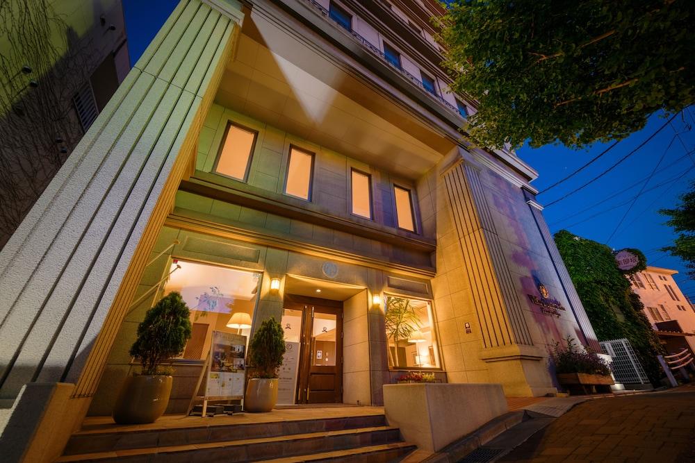 hotel