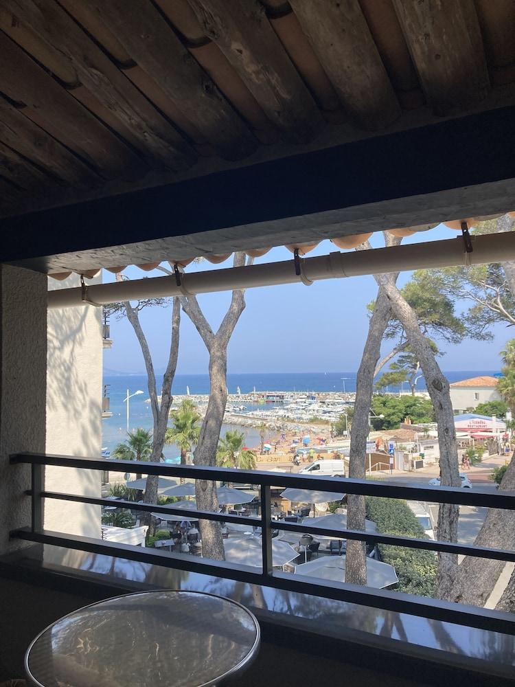 swimming pool spa