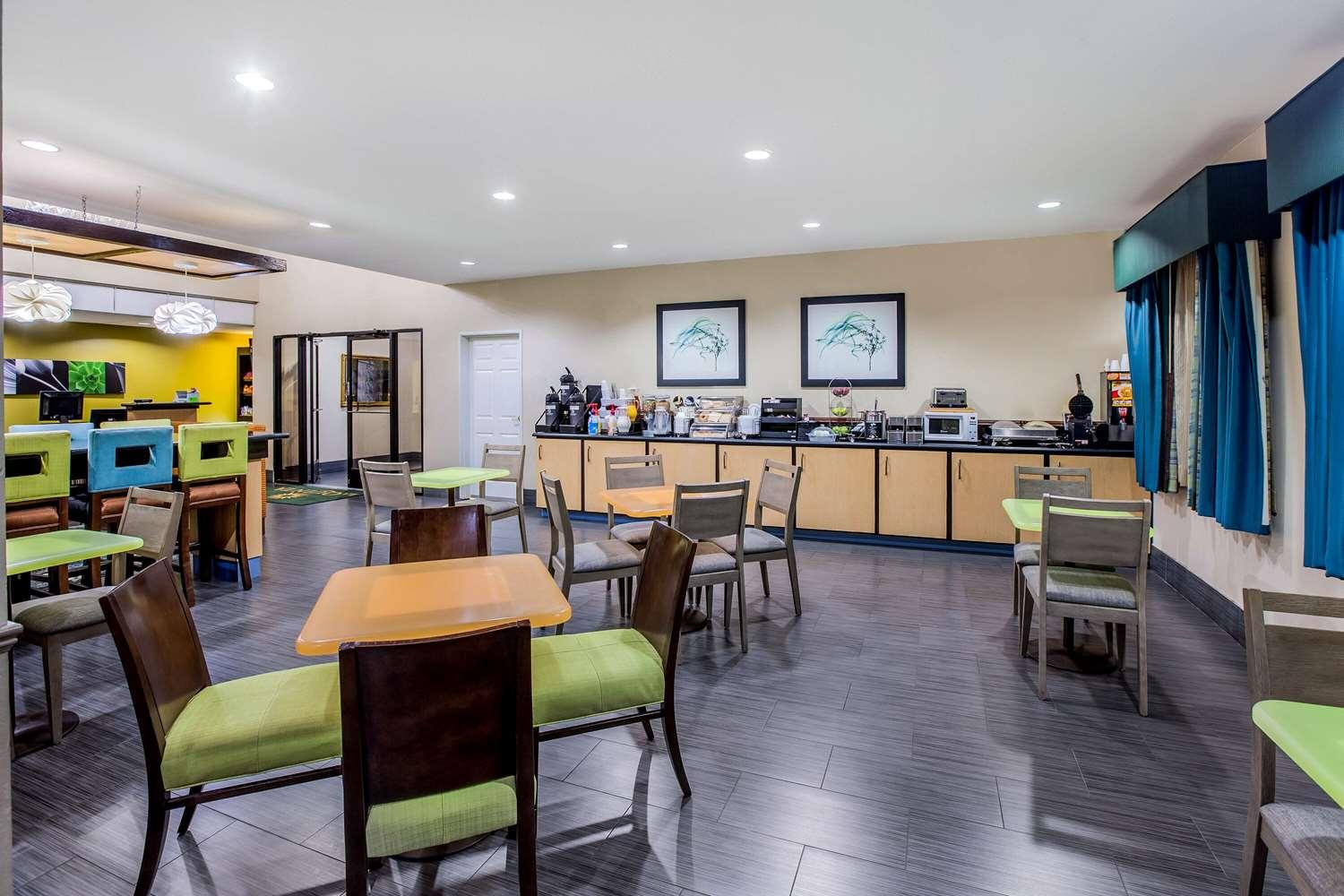 restaurant cafeteria