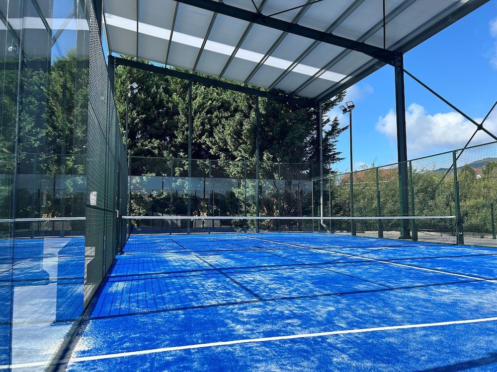 swimming pool spa