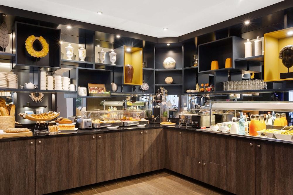 restaurant-cafeteria