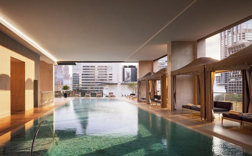 swimming pool spa