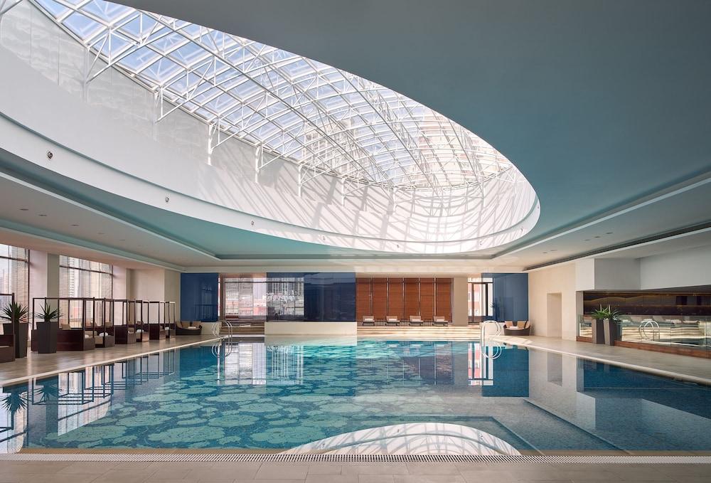 swimming pool spa