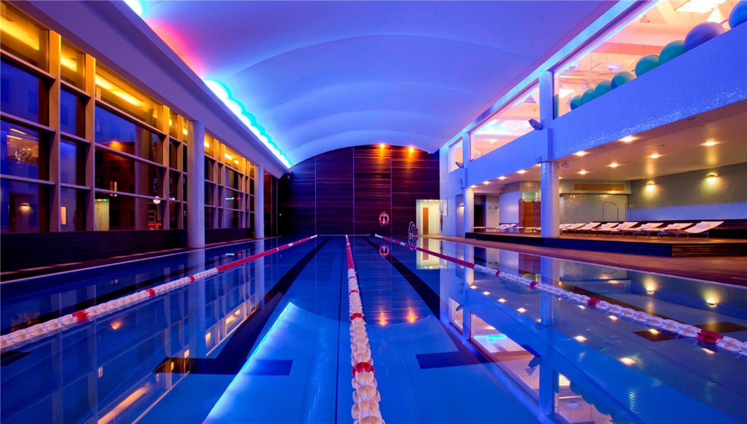swimming pool spa