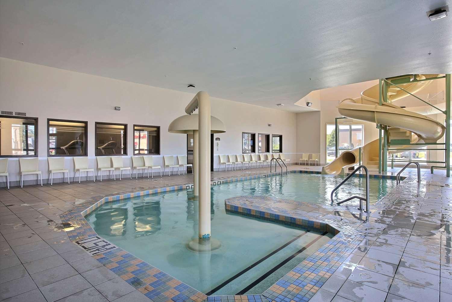 swimming pool spa