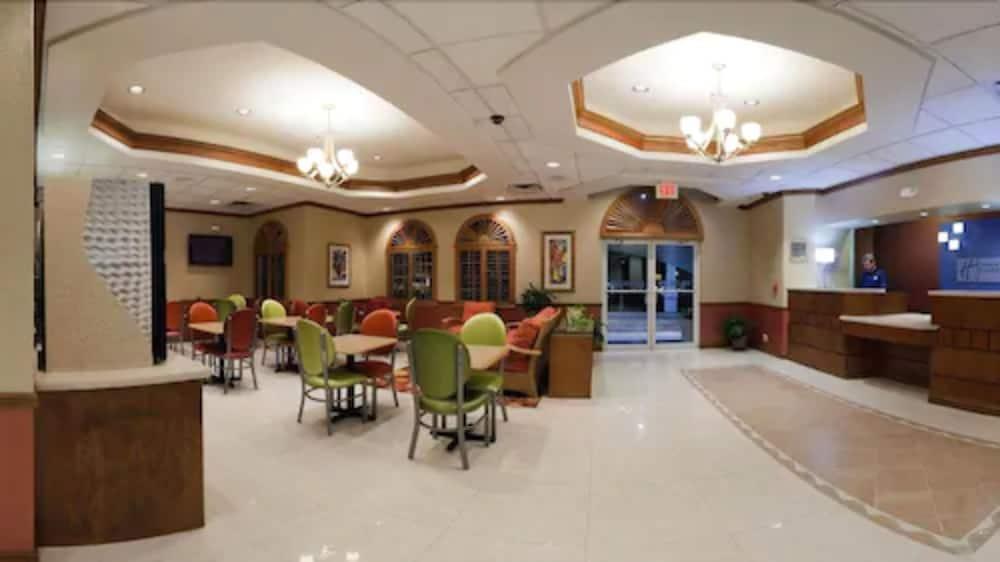 restaurant-cafeteria