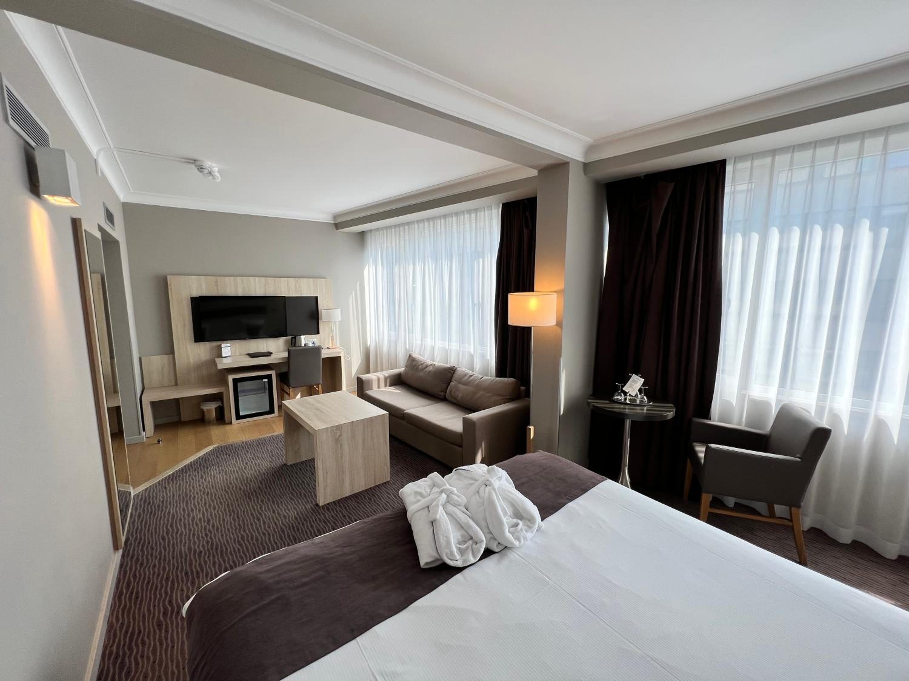 rooms