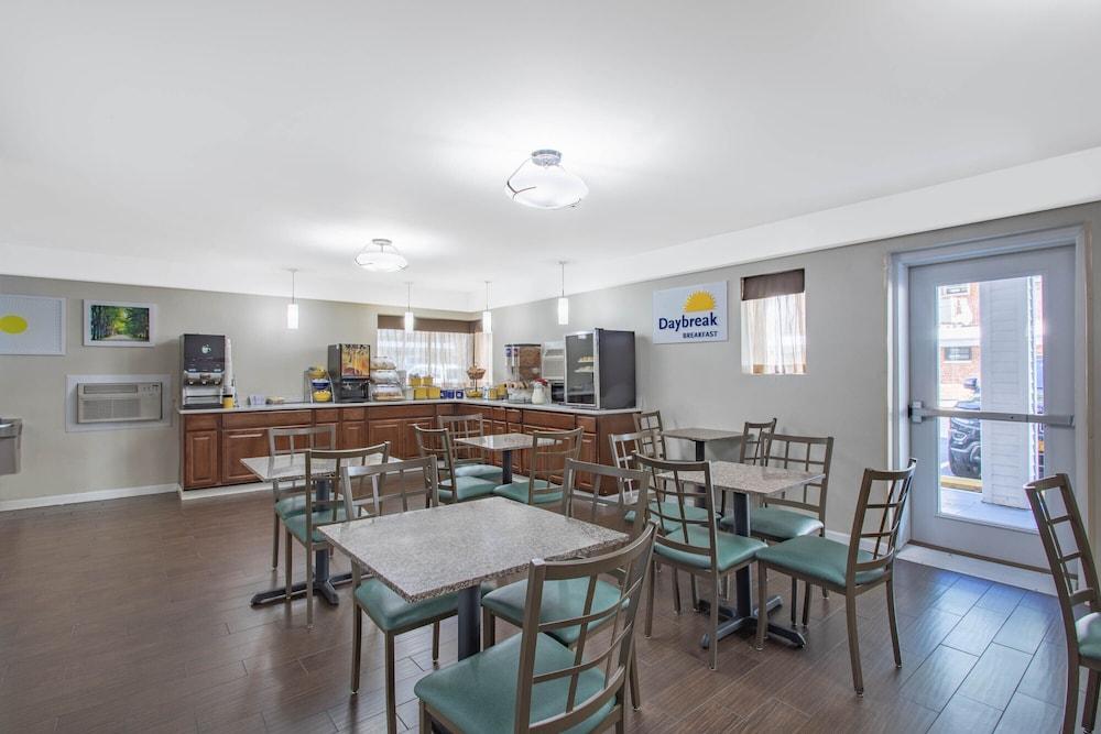 restaurant-cafeteria