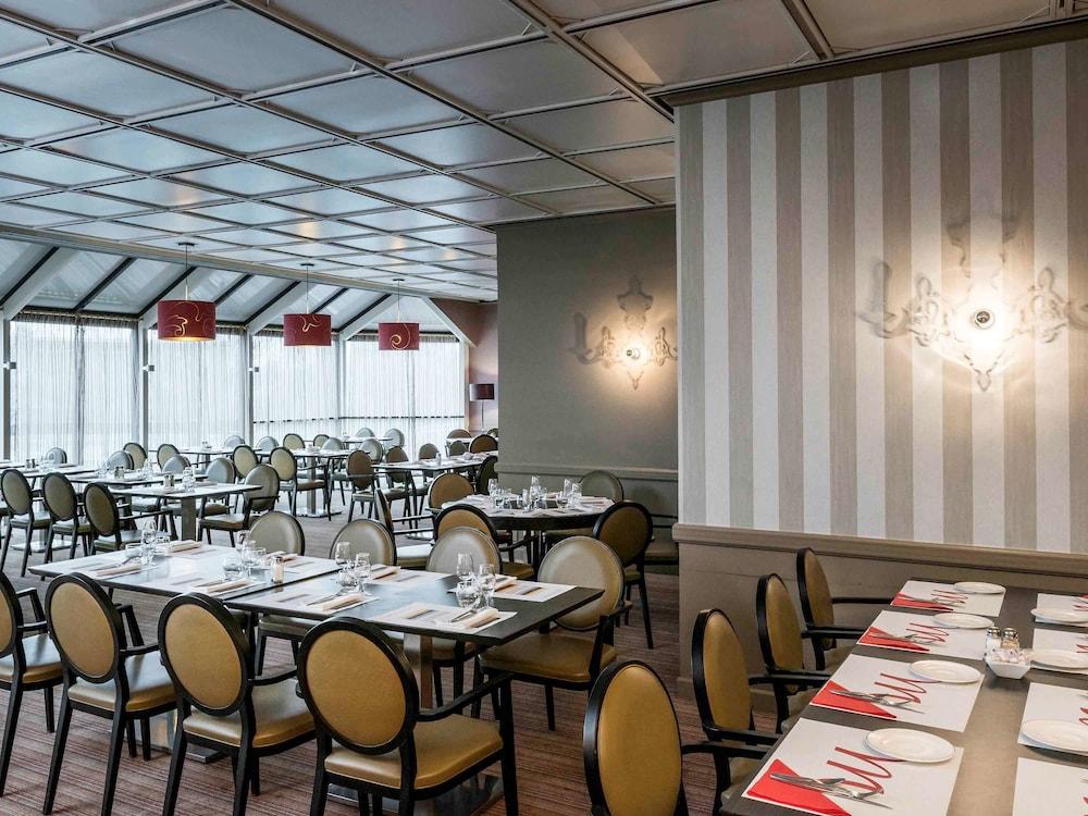 restaurant-cafeteria