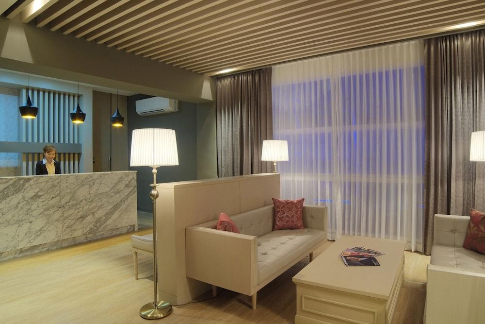 lobby