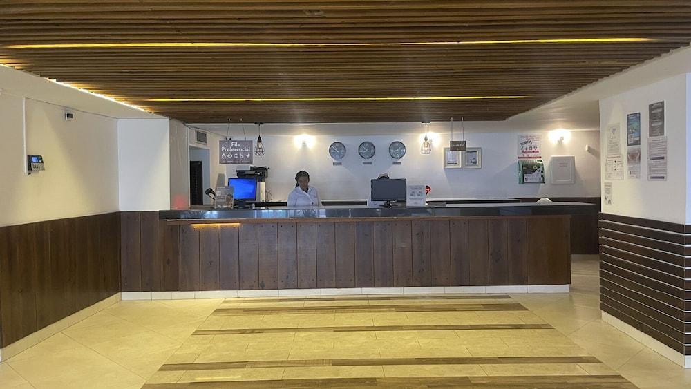 lobby