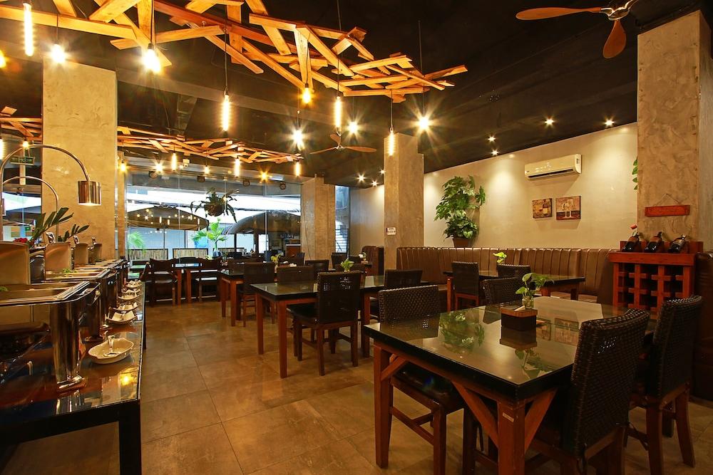 restaurant cafeteria