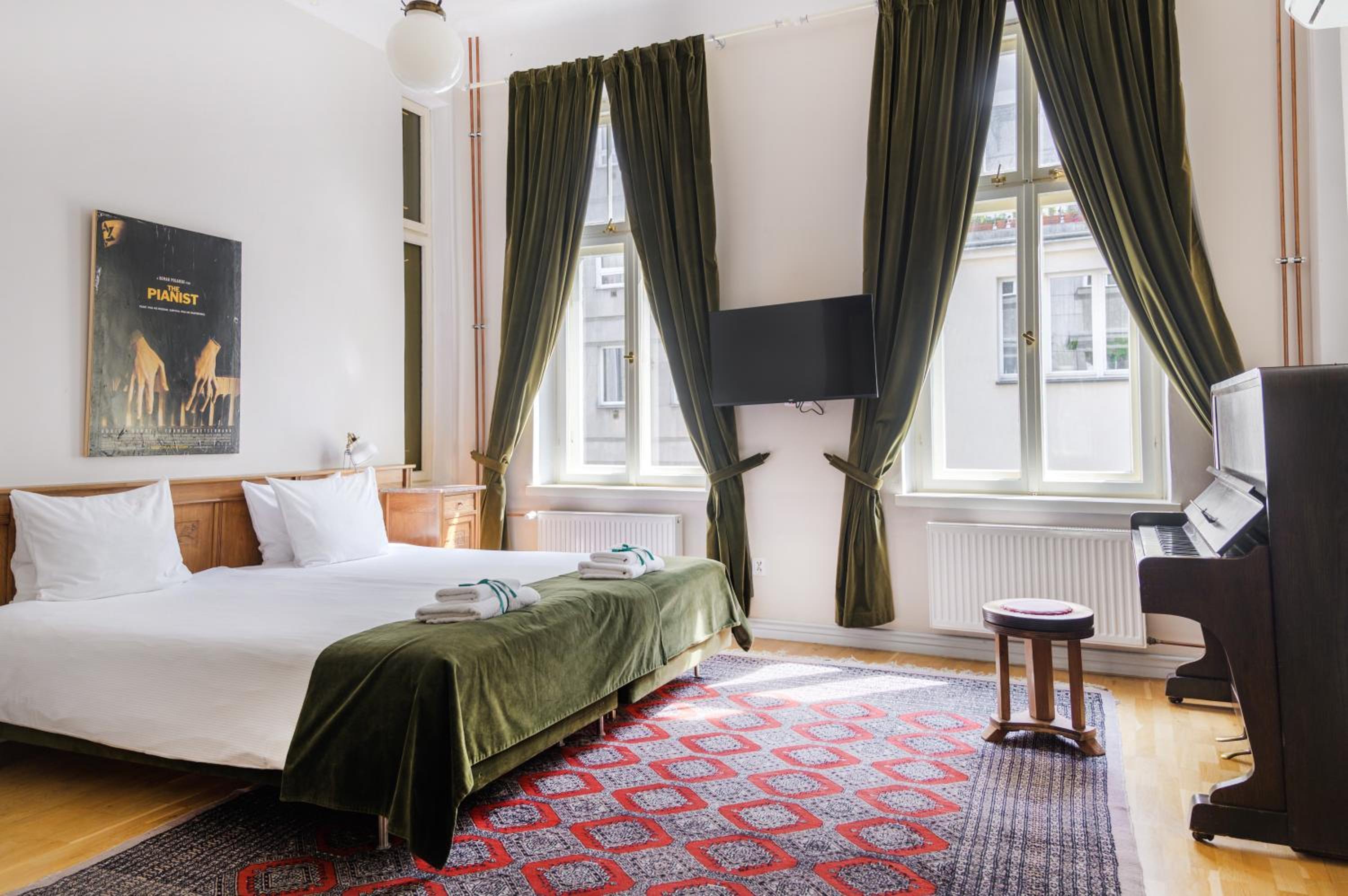rooms