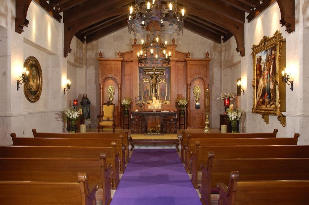 lobby
