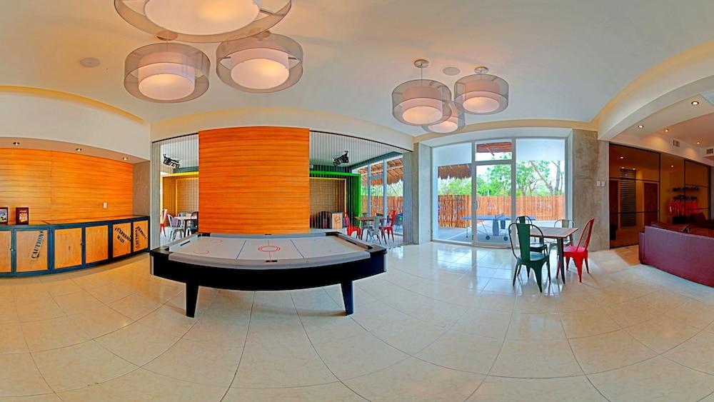 restaurant-cafeteria