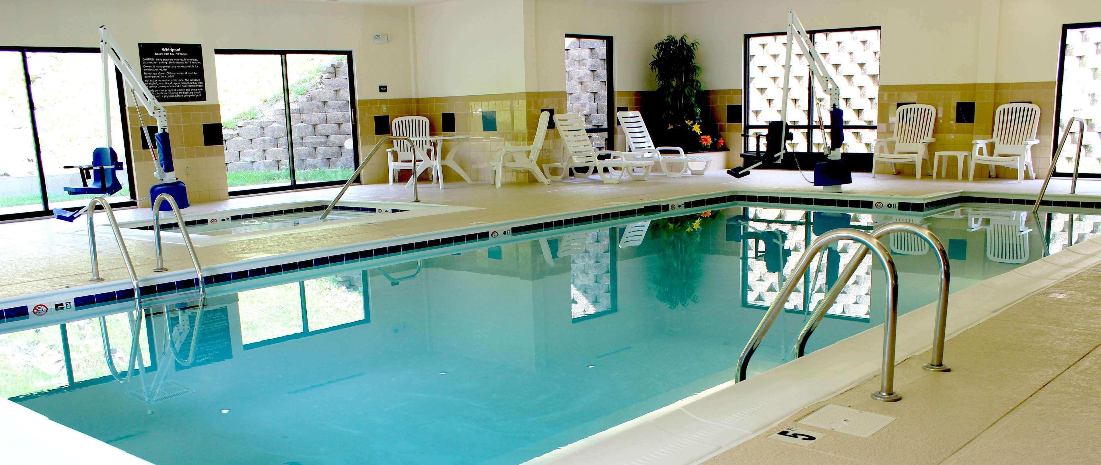 swimming pool spa
