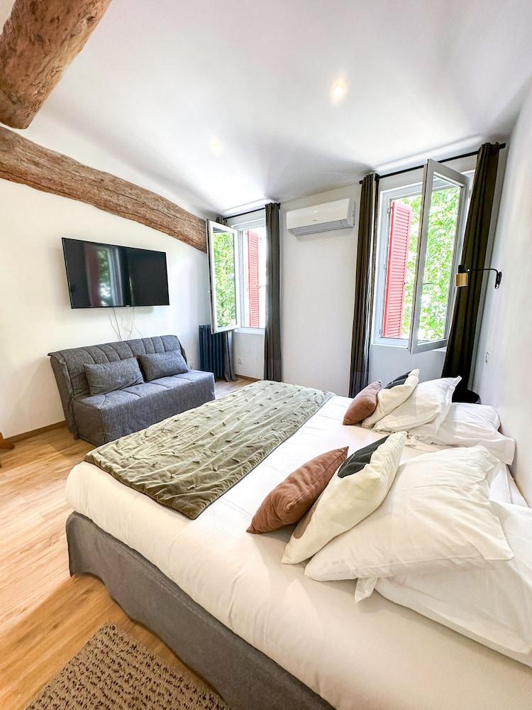 rooms