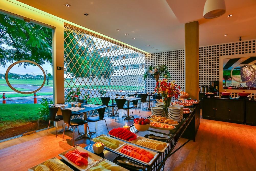 restaurant-cafeteria