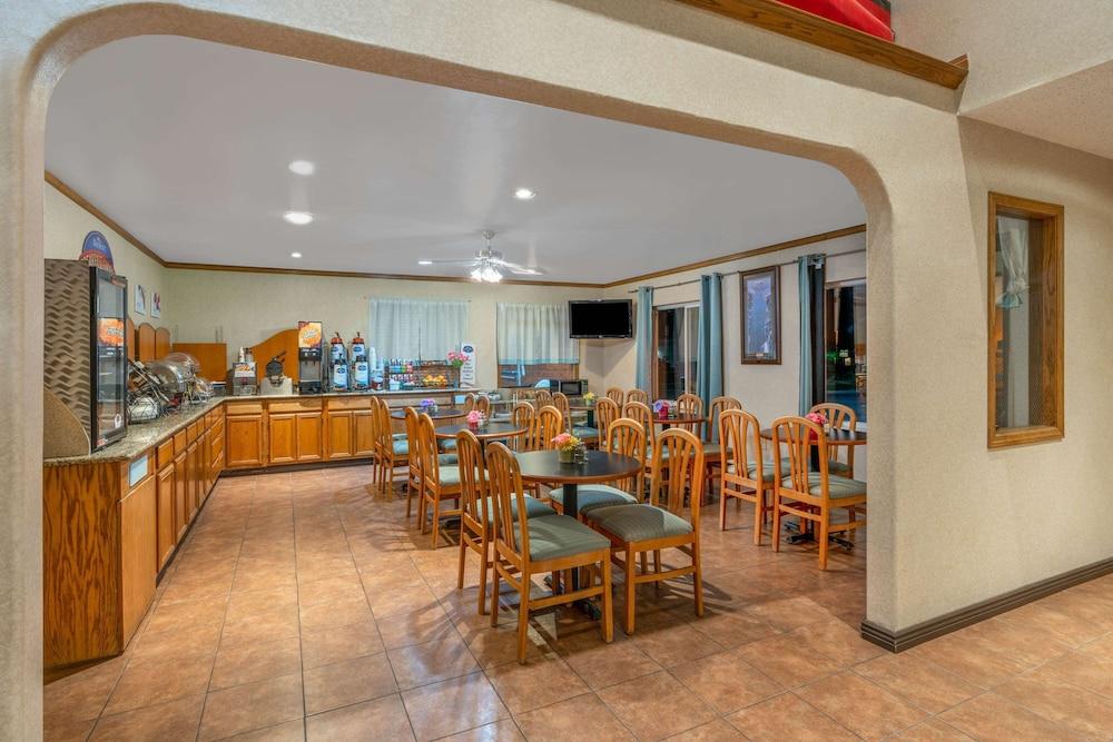 restaurant-cafeteria