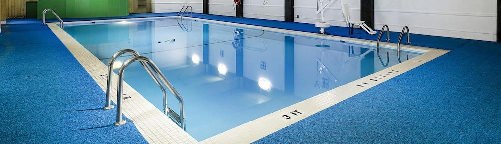 swimming pool spa