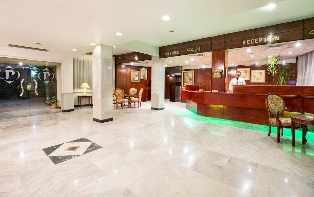lobby