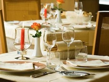restaurant-cafeteria