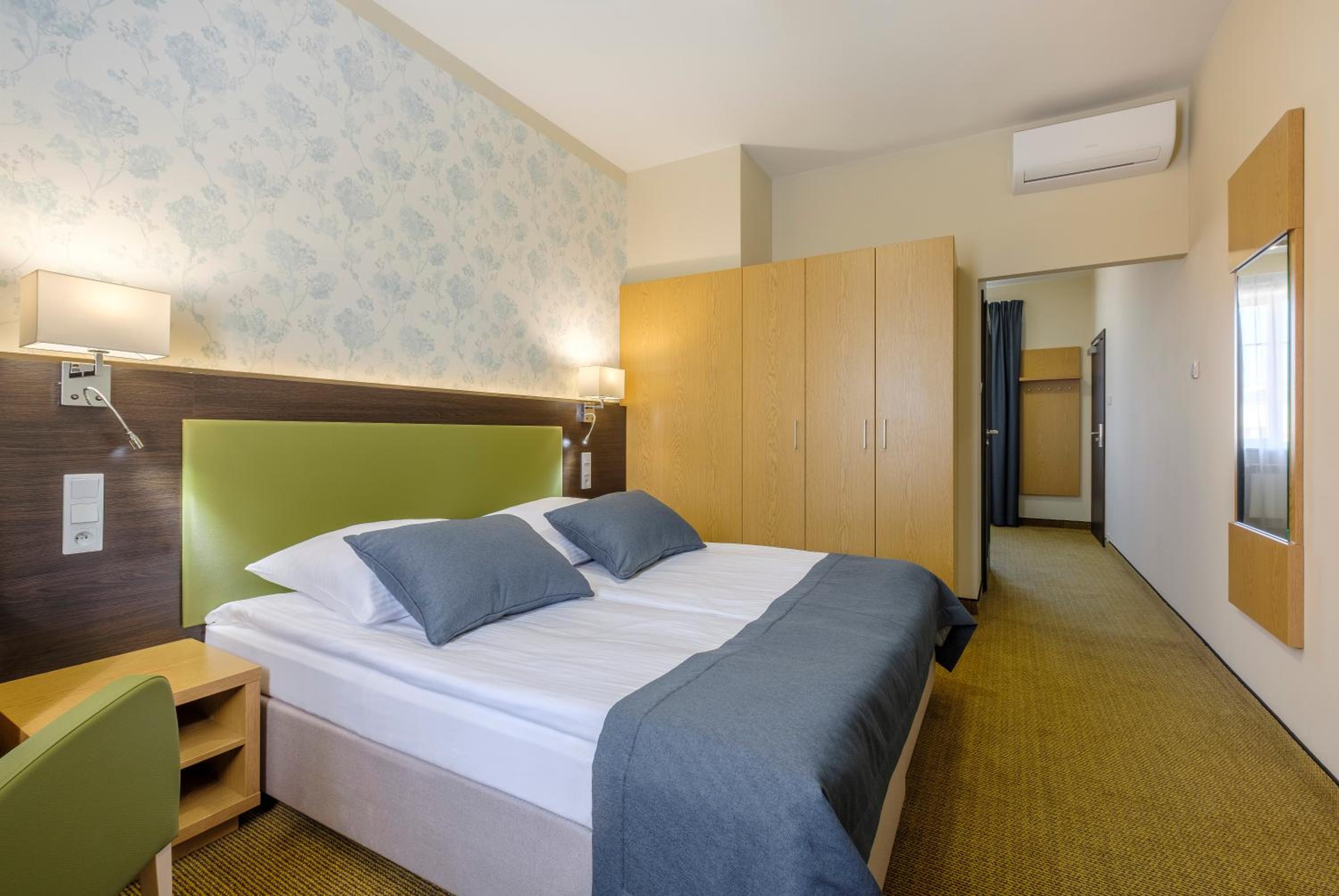 rooms