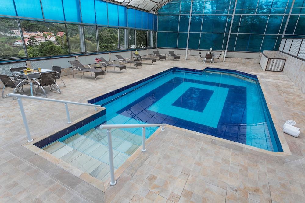 swimming pool spa