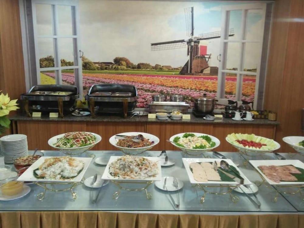restaurant-cafeteria