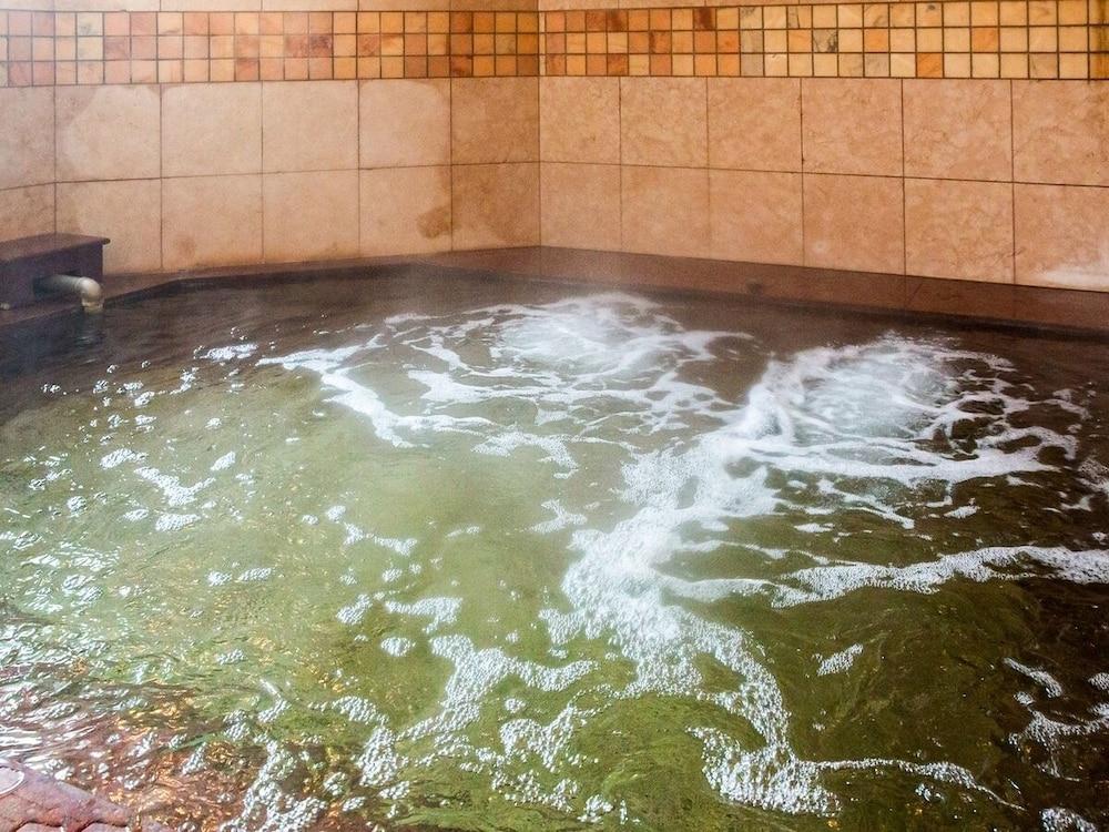 swimming pool spa