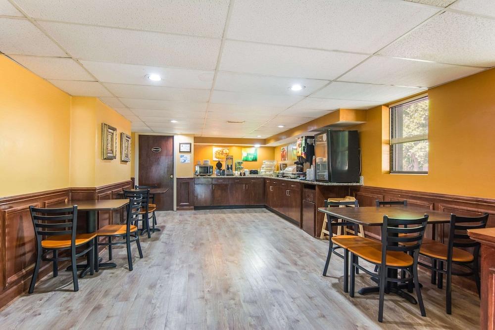 restaurant-cafeteria