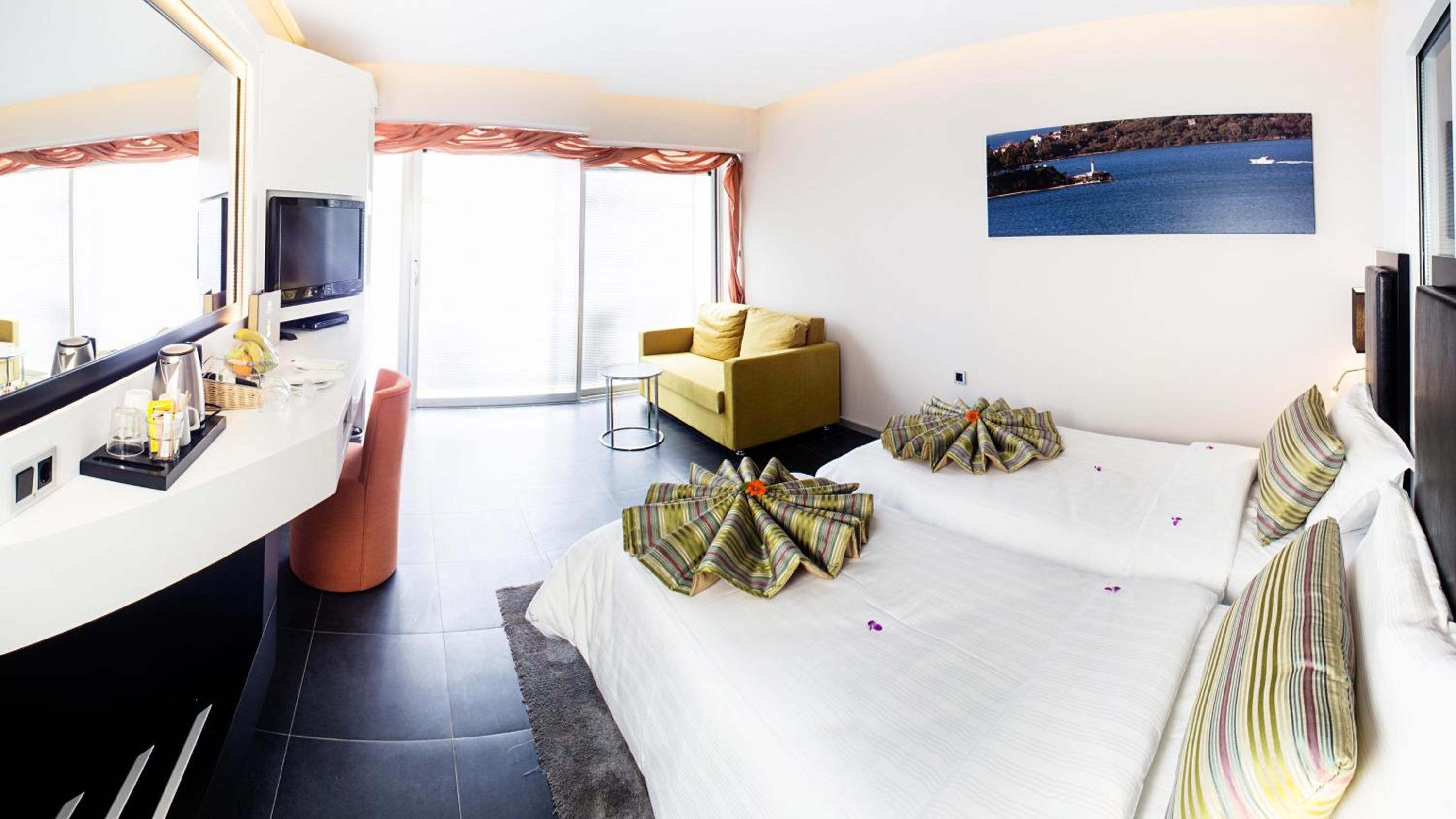 rooms