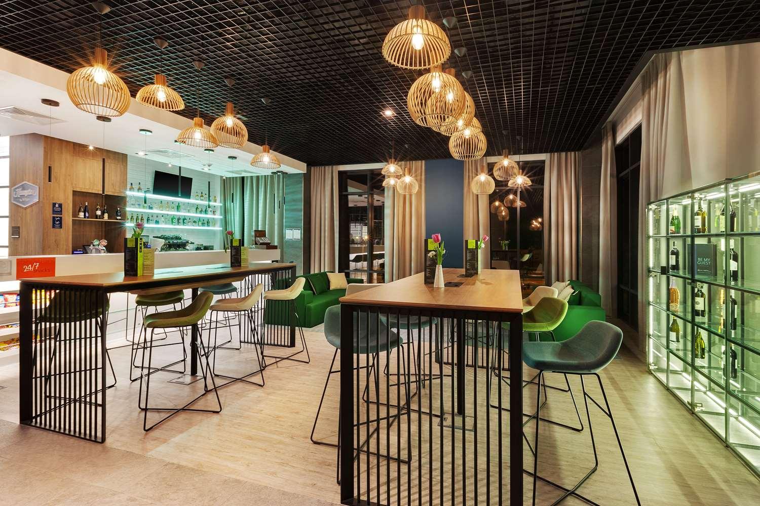 restaurant cafeteria