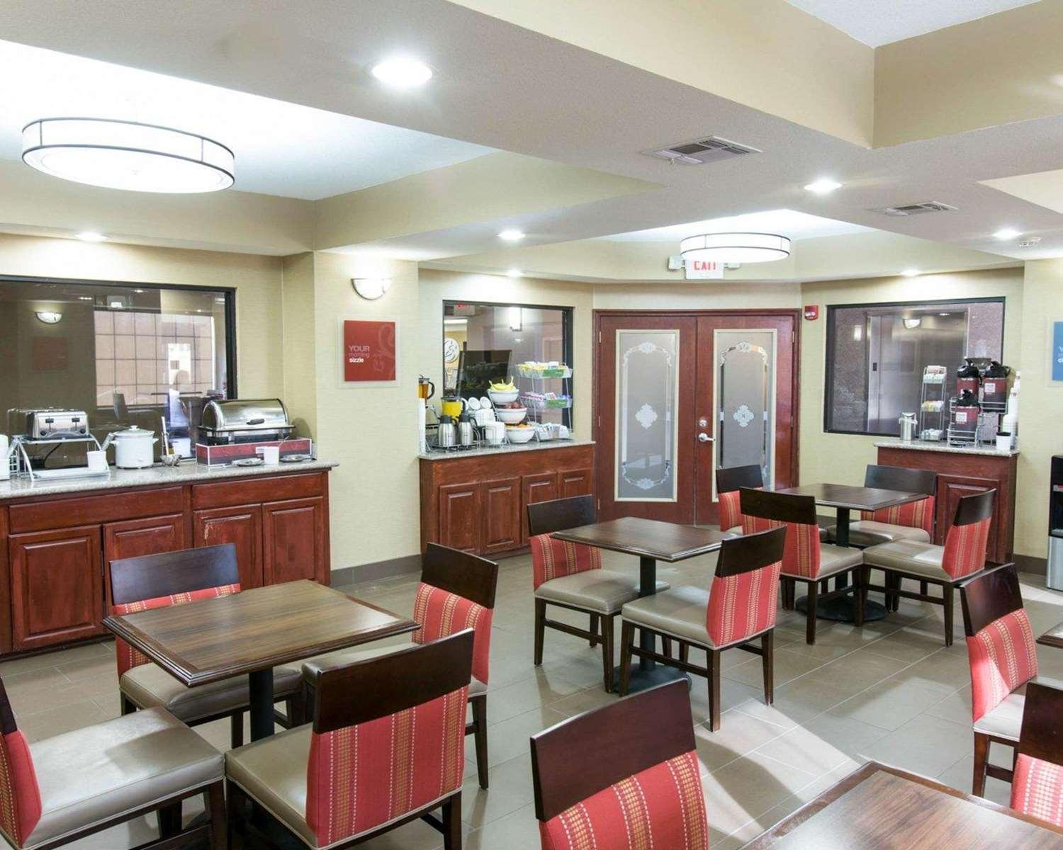 restaurant cafeteria