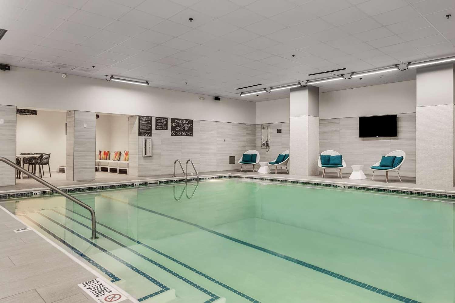 swimming pool spa