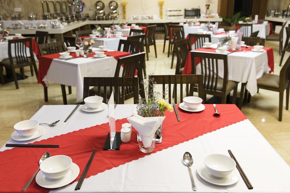 restaurant-cafeteria