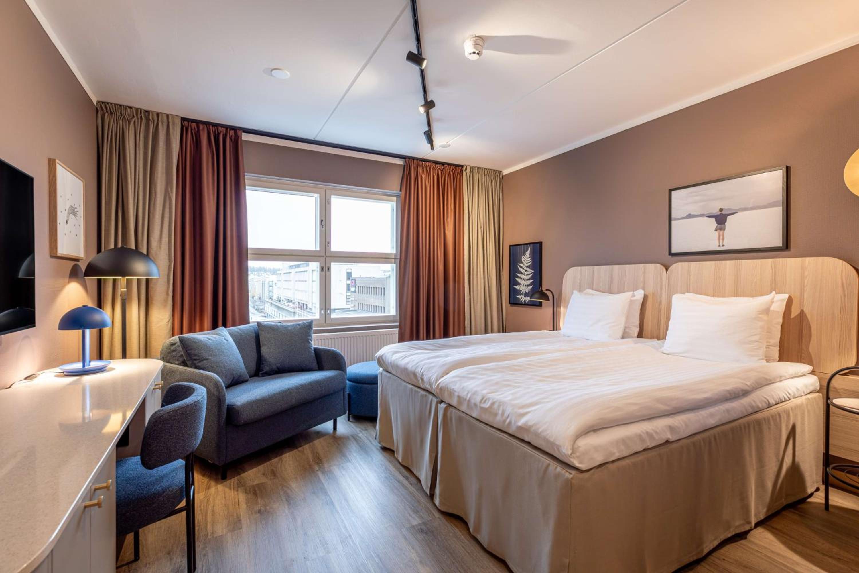 rooms