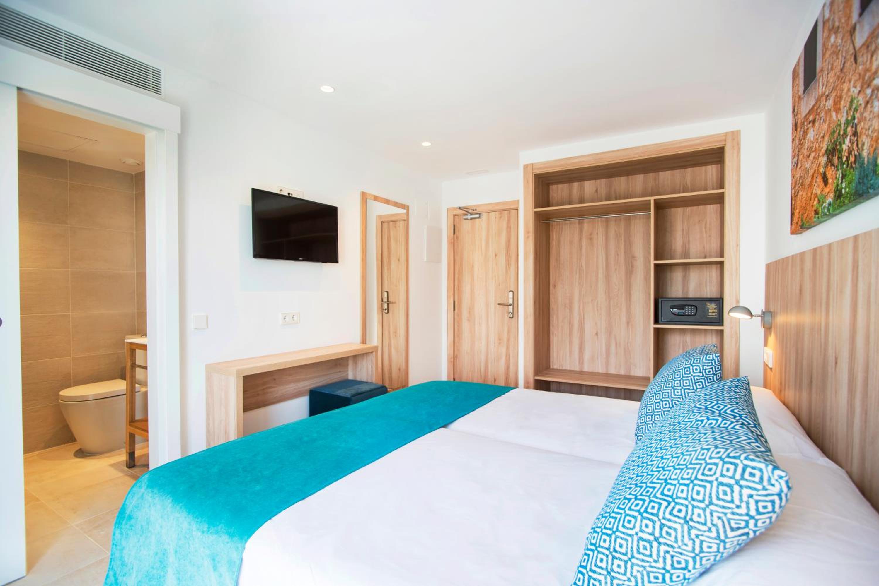 rooms
