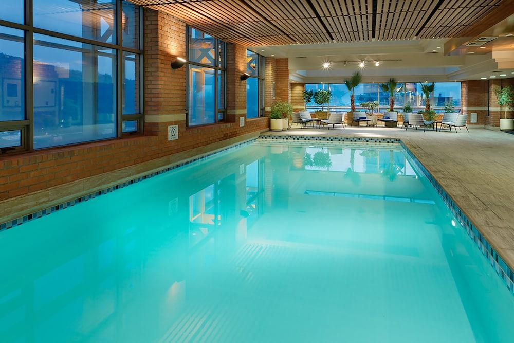 swimming pool spa