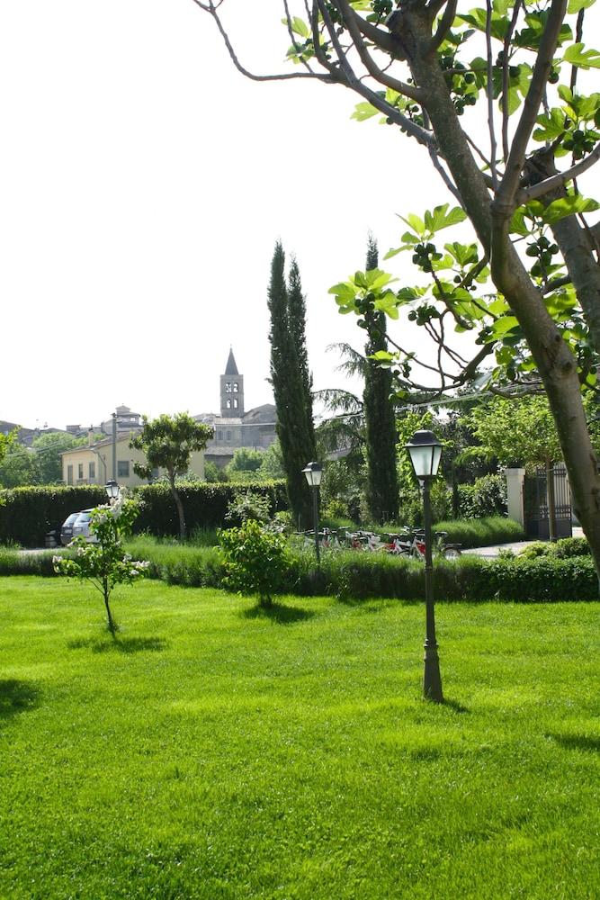 surroundings