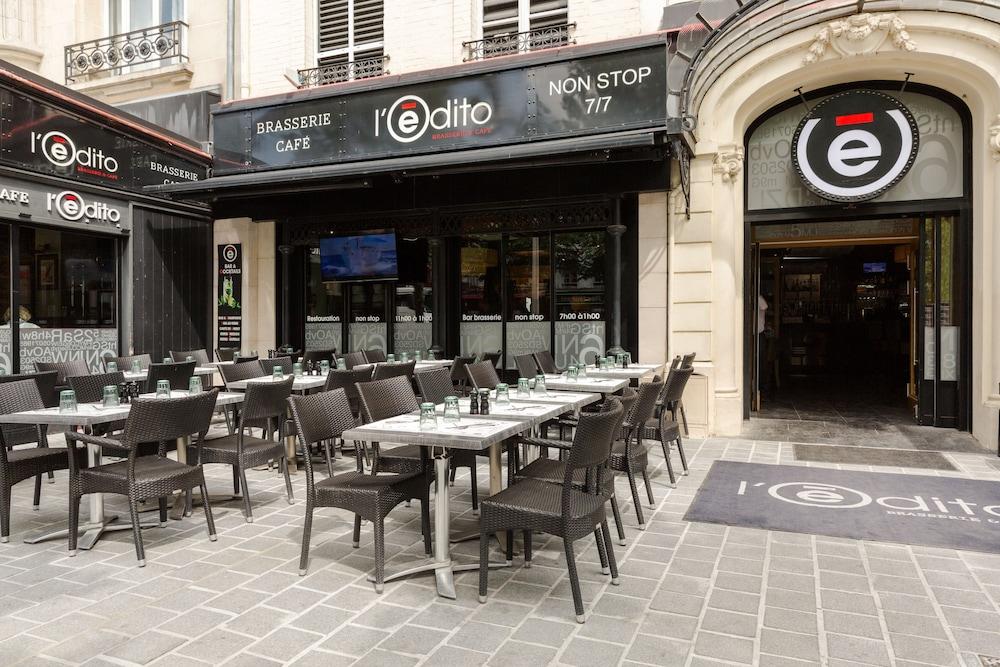 restaurant cafeteria