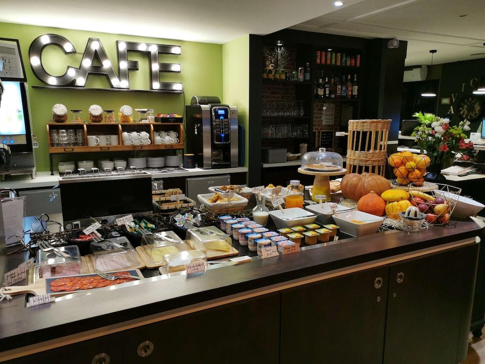 restaurant-cafeteria