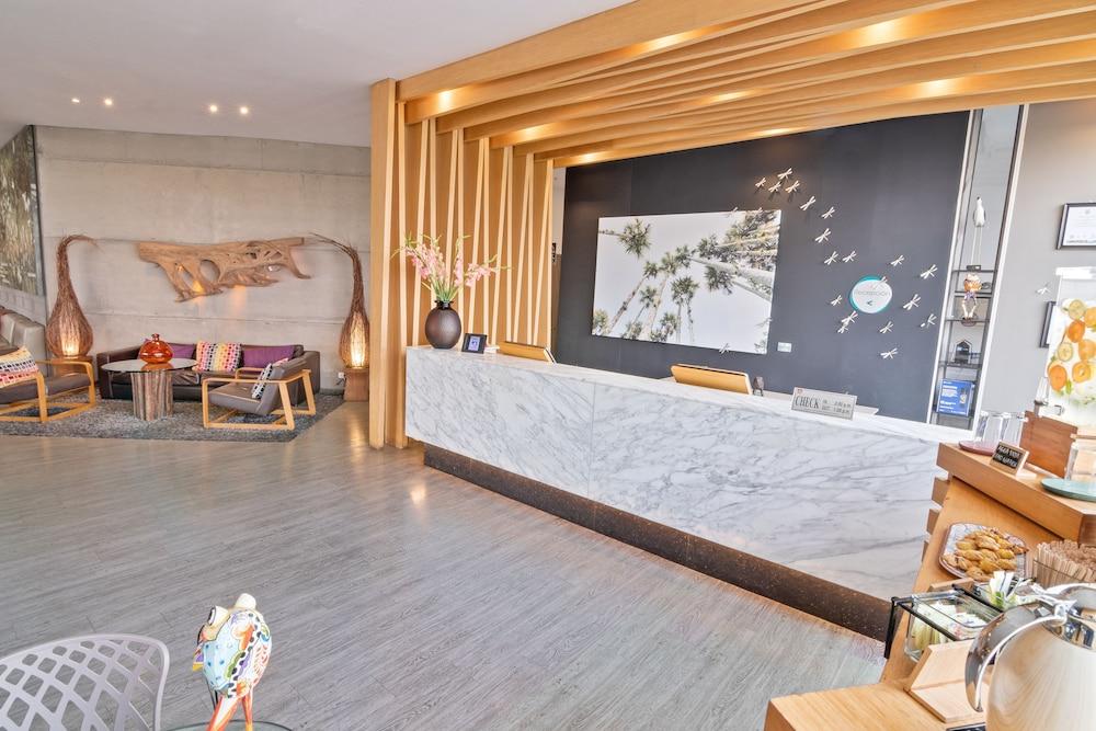 lobby