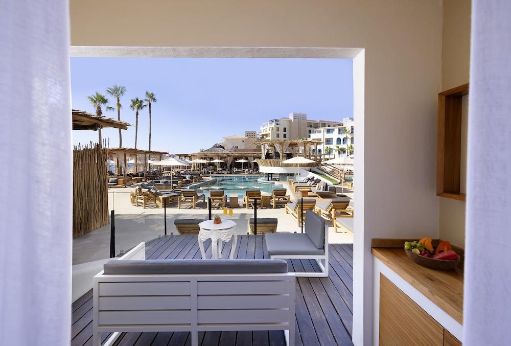 swimming pool spa