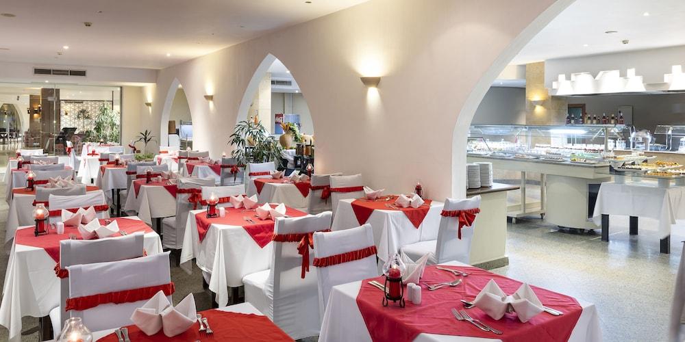 restaurant-cafeteria