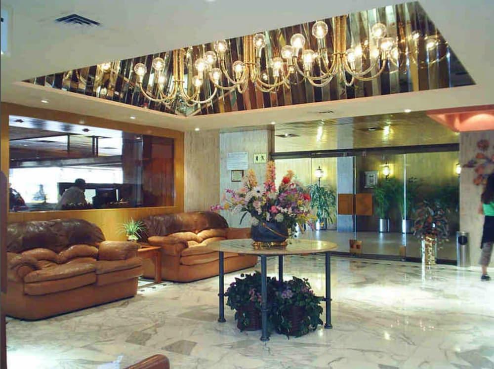 lobby