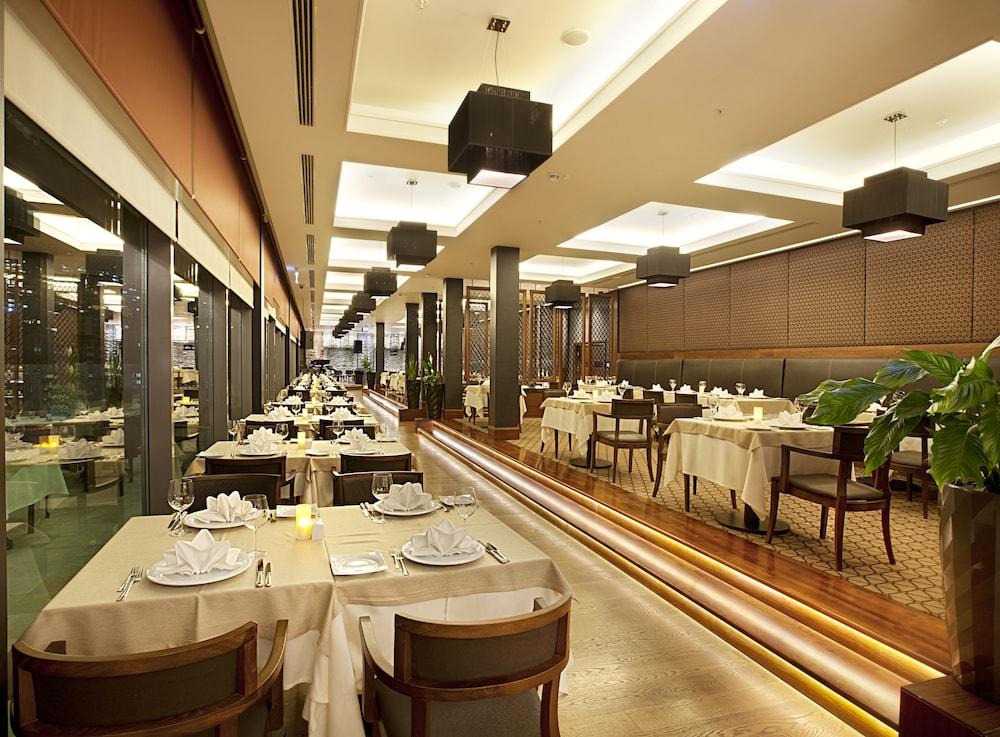restaurant-cafeteria