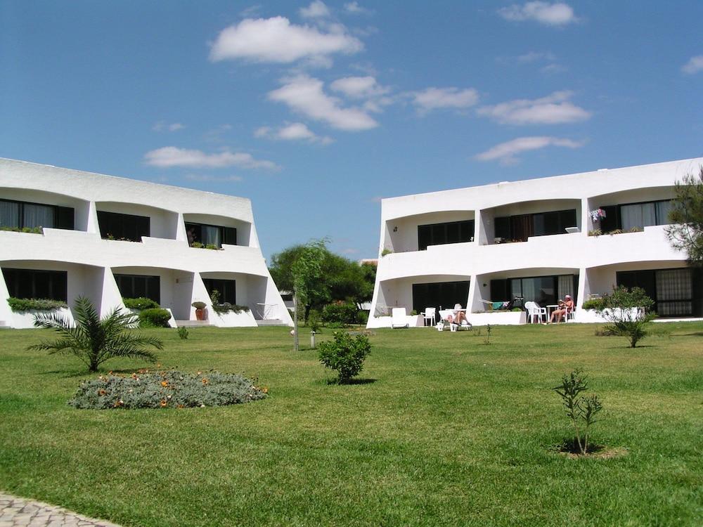 surroundings