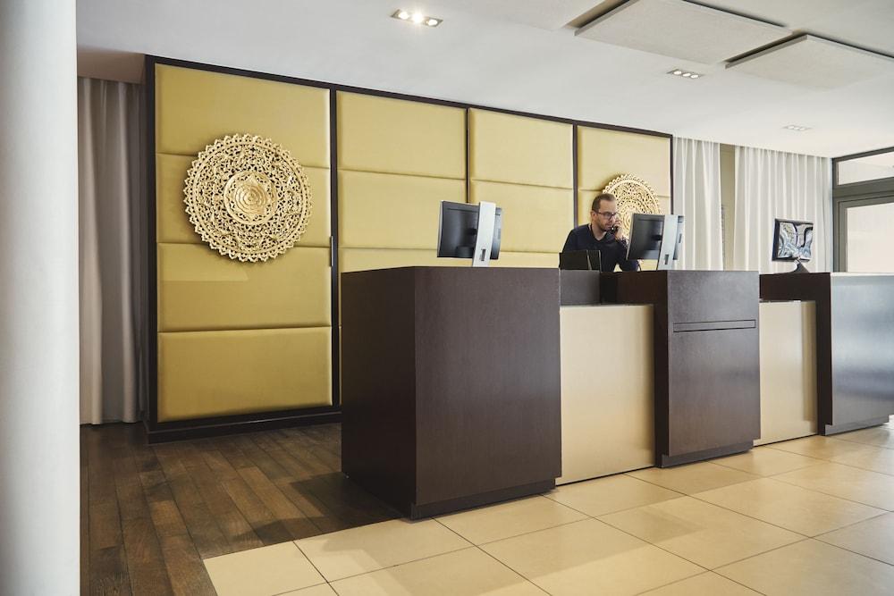 lobby