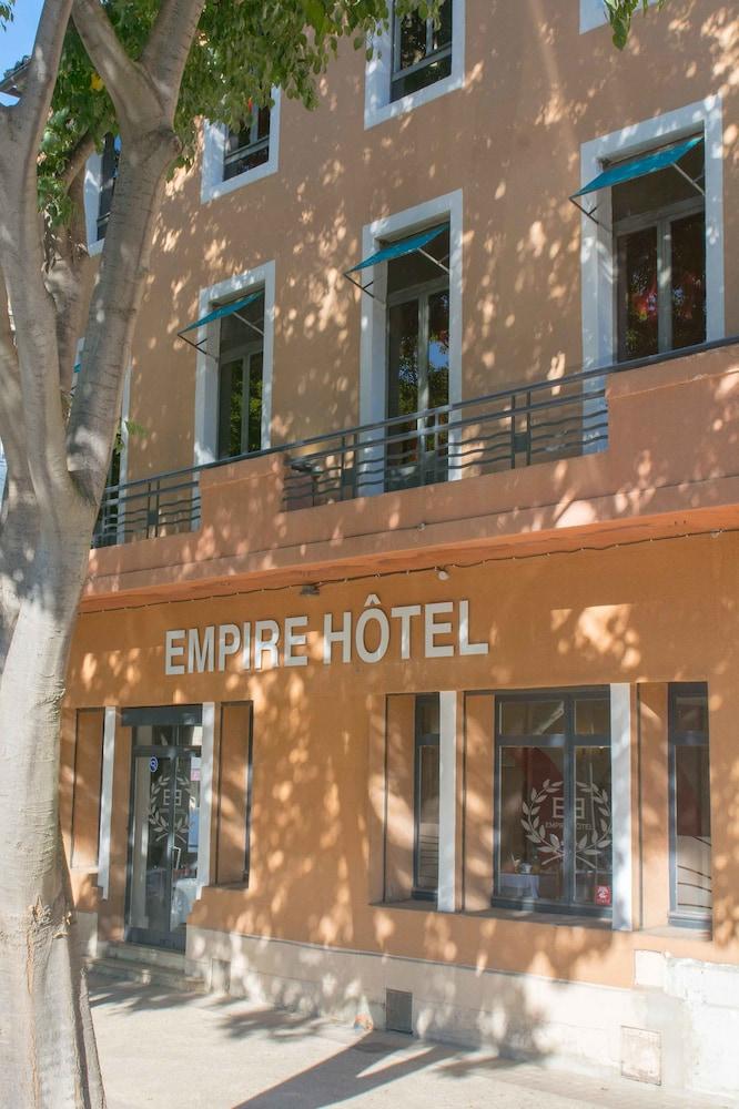 hotel